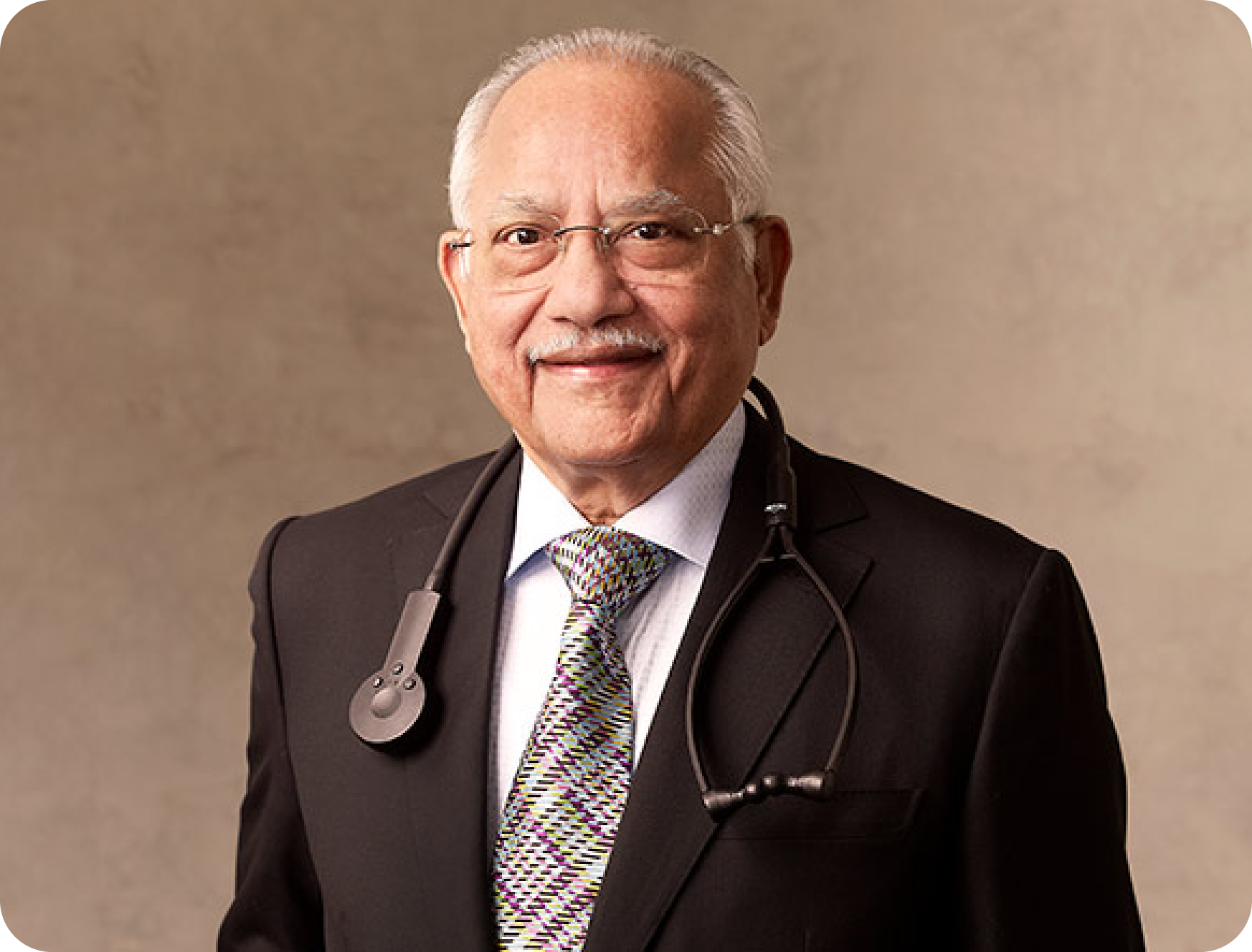 চেয়ারম্যানের প্রোফাইল